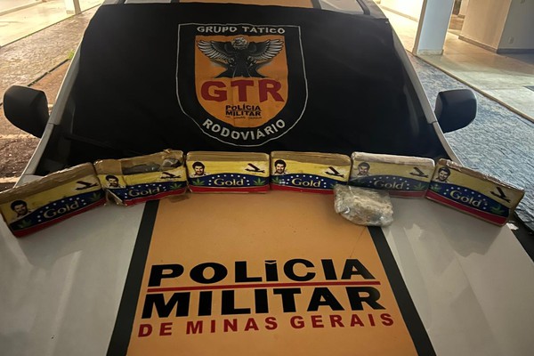 Casal é preso com sete barras de maconha avaliadas em R$ 80 mil durante operação na MG190