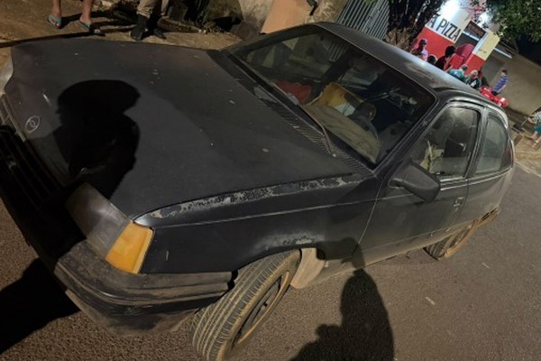 Homem é preso após bater em Corolla estacionado e evadir do local do acidente em Patos de Minas