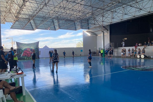 Patos de Minas recebe mais de 2 mil universitários em evento esportivo e festivo de atléticas de medicina