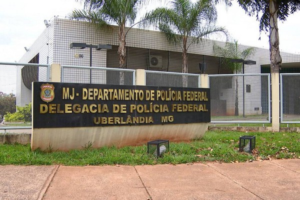 Vigilância Sanitária e PM apreendem emagrecedores do Paraguai e anabolizantes em academia de Patos de Minas