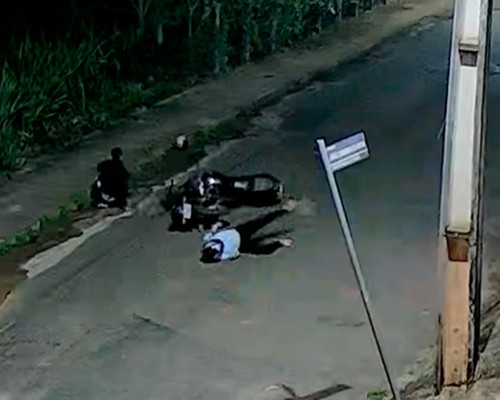 Patos de Minas registra pelo menos sete acidentes em um único dia; batida entre motos foi registrada em vídeo